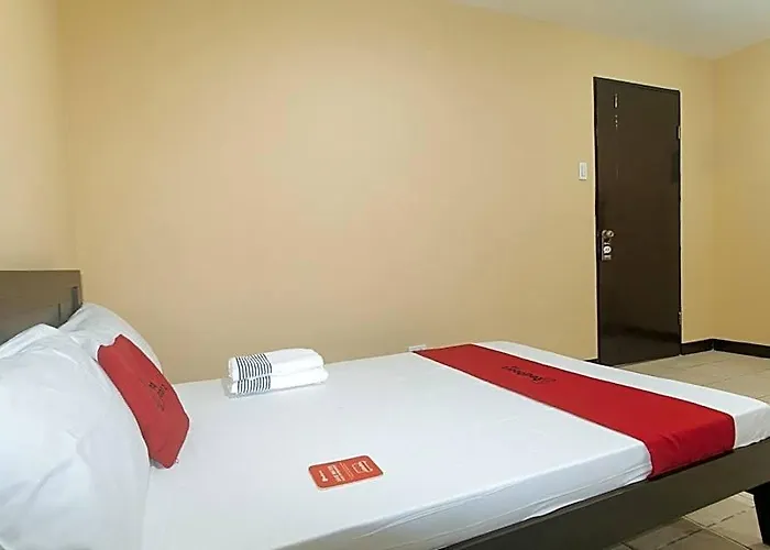 Reddoorz At Mubg Near Baclaran Church Manila